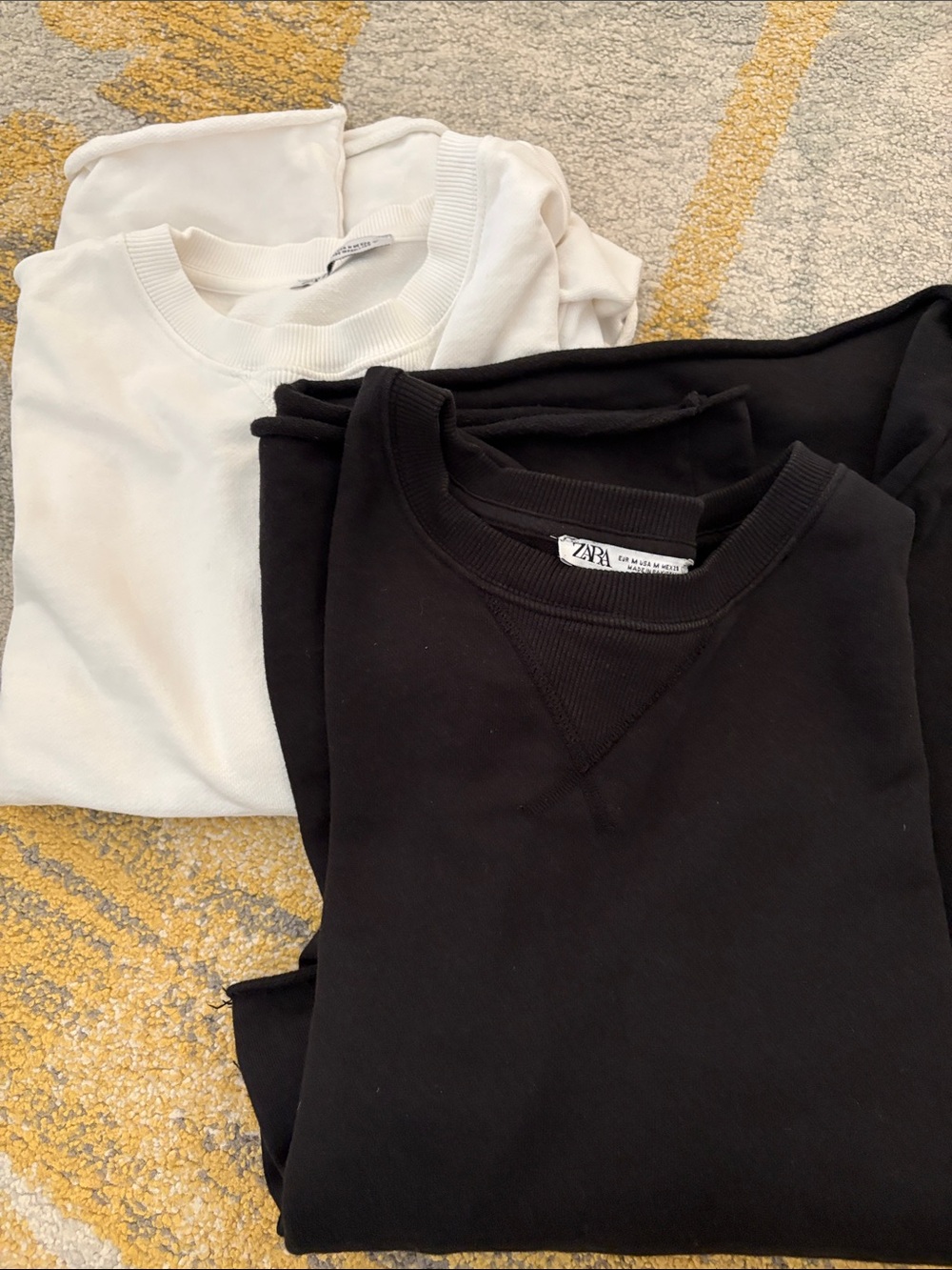 Zara White/Black Oversized Crewneck Sweatshirt set of 2!!